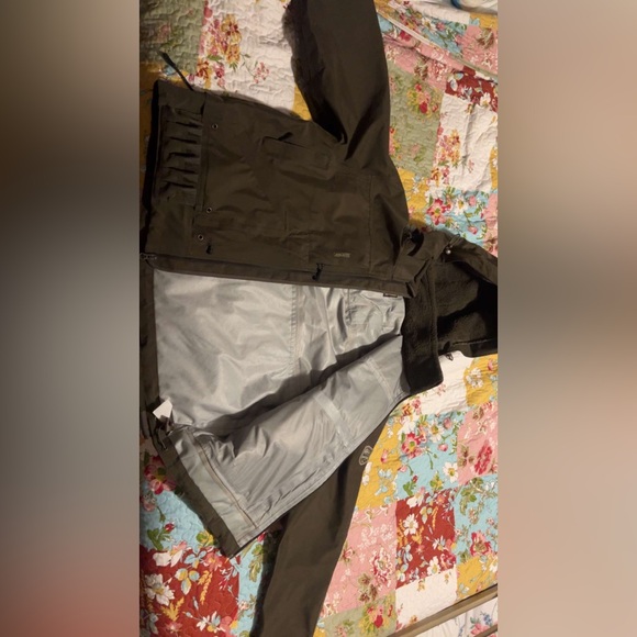 Drake Guardian Elite Flooded Timber Insulated Jacket - Picture 3 of 7